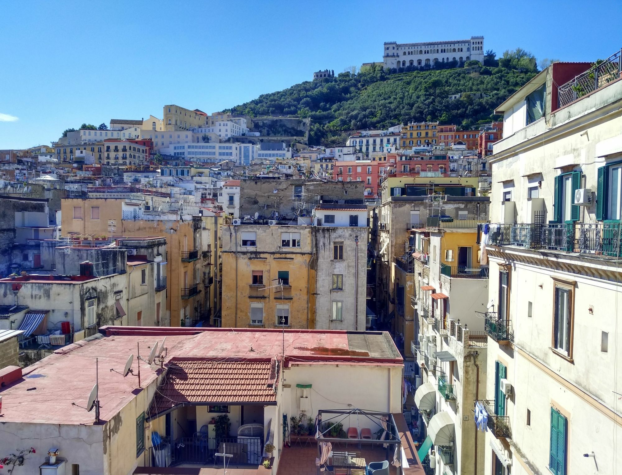 Sui Tetti Di Napoli Hotell Eksteriør bilde